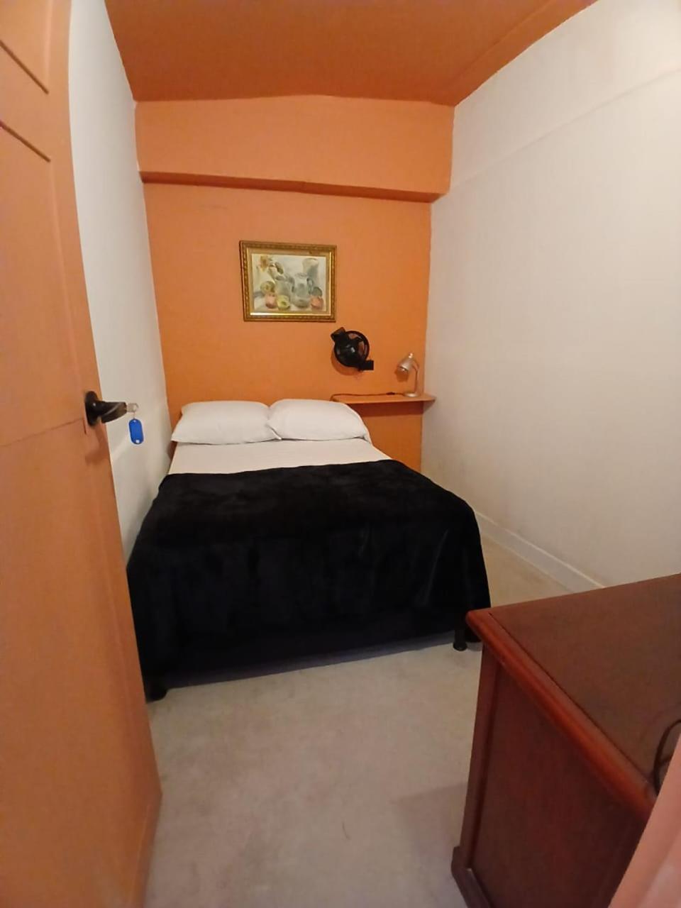 Hostal Casa Primavera Medellín Dış mekan fotoğraf
